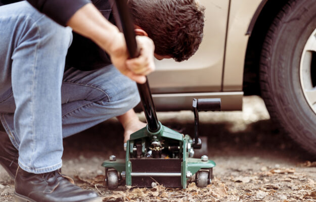 car jack